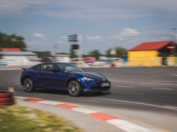 Czy nowe MR2 jest w planach Toyoty?
